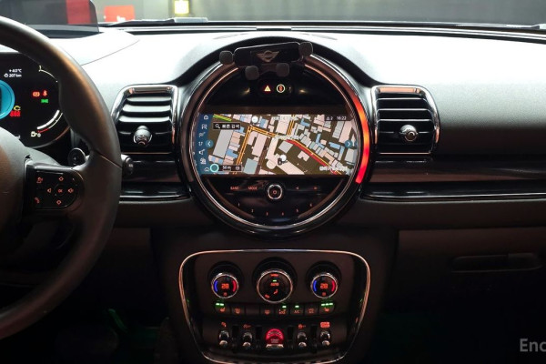 2023 Mini Clubman с пробегом 14 728 км