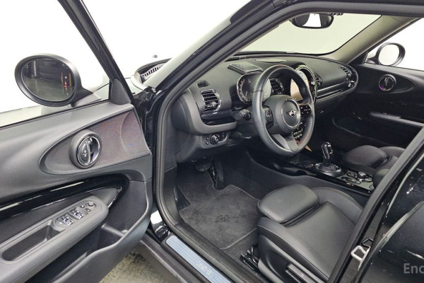 2023 Mini Clubman с пробегом 48 074 км