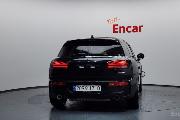 2022 Mini Clubman с пробегом 67 270 км