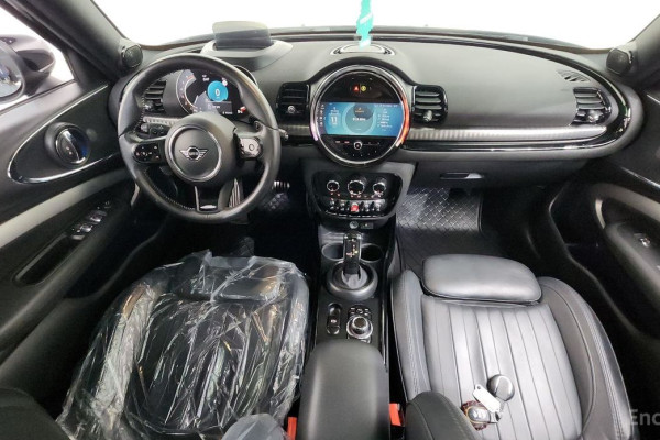 2022 Mini Clubman с пробегом 67 270 км