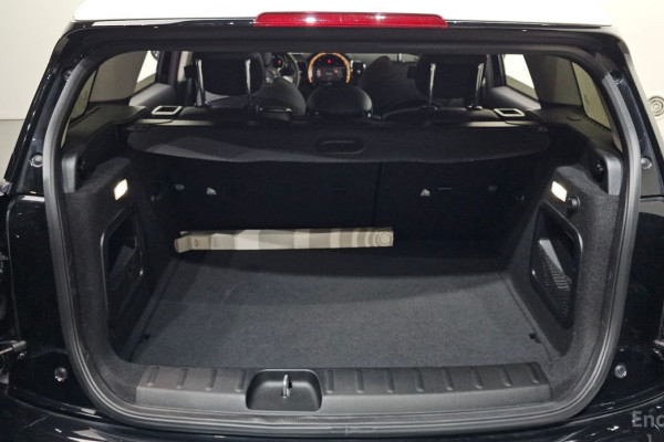 2023 Mini Clubman с пробегом 48 074 км