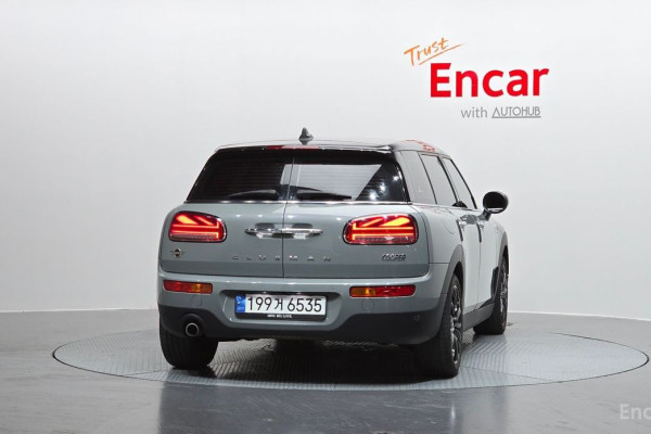 2022 Mini Clubman с пробегом 27 724 км