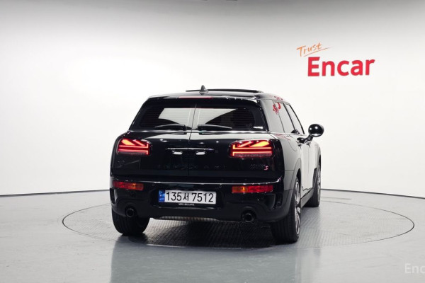 2022 Mini Clubman с пробегом 41 035 км