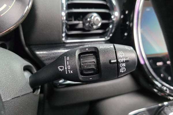 2023 Mini Clubman с пробегом 14 132 км