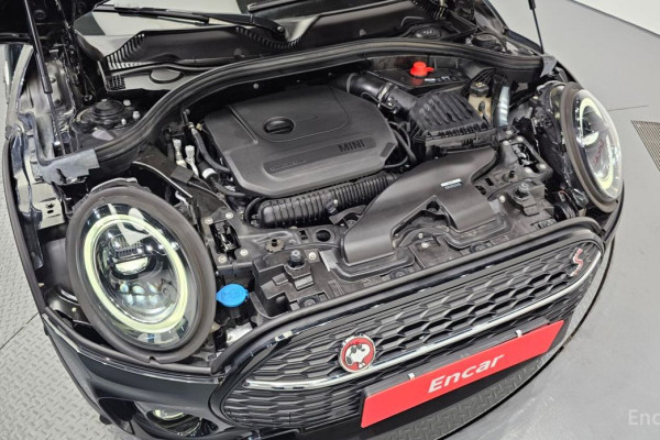 2022 Mini Clubman с пробегом 41 035 км