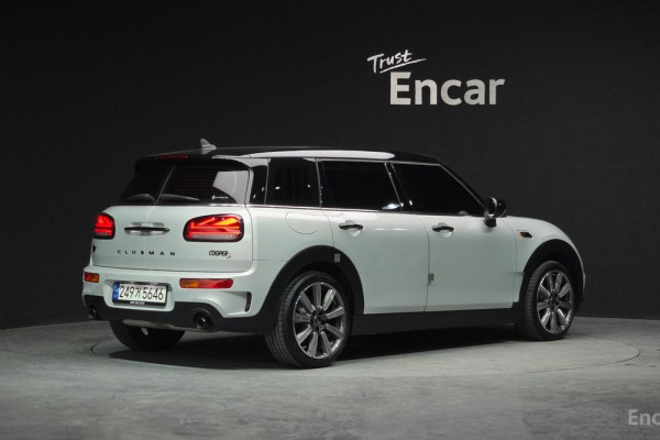 2022 Mini Clubman с пробегом 24 073 км