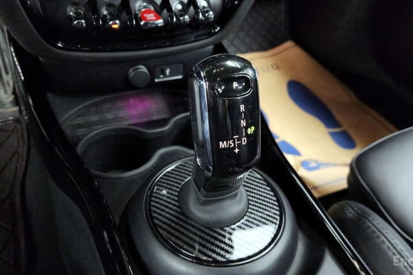 2023 Mini Clubman с пробегом 65 498 км