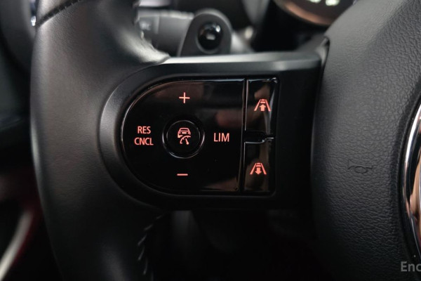 2023 Mini Clubman с пробегом 28 263 км