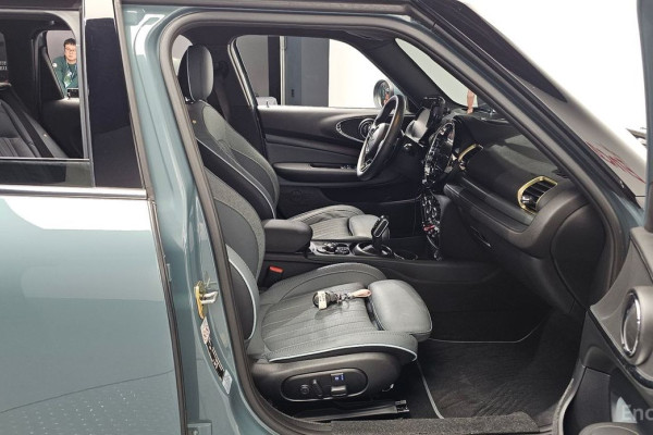 2022 Mini Clubman с пробегом 44 169 км