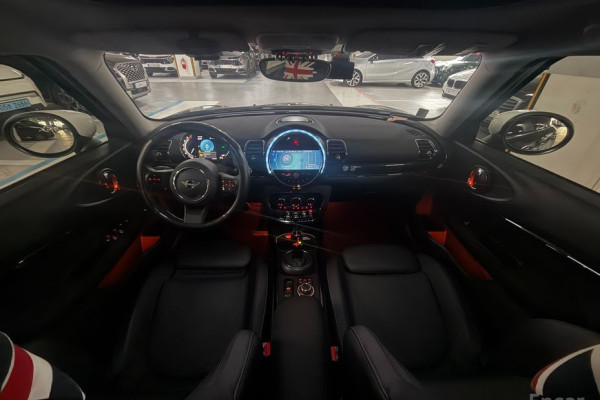 2022 Mini Clubman с пробегом 38 954 км