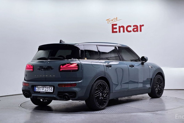 2022 Mini Clubman с пробегом 18 237 км