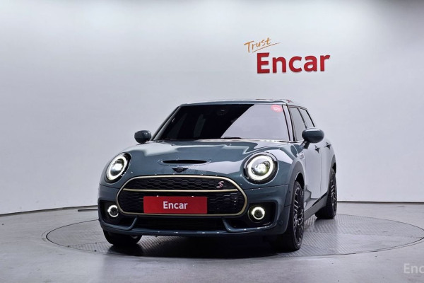 2022 Mini Clubman с пробегом 18 237 км