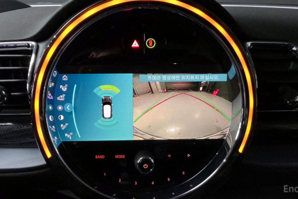 2022 Mini Clubman с пробегом 24 073 км