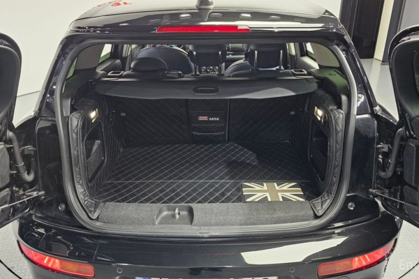 2022 Mini Clubman с пробегом 41 035 км