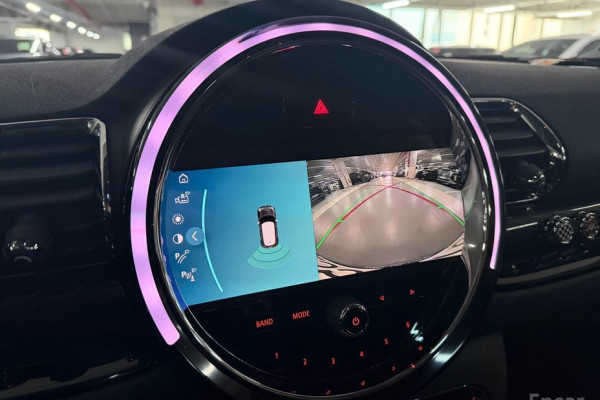 2022 Mini Clubman с пробегом 38 954 км