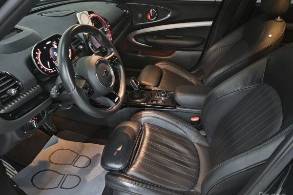 2023 Mini Clubman с пробегом 54 433 км