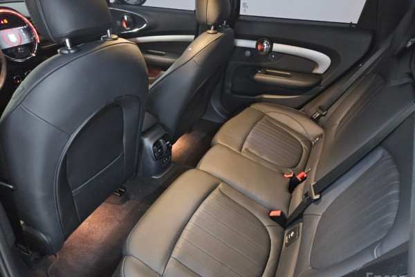 2023 Mini Clubman с пробегом 54 433 км