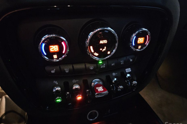 2023 Mini Clubman с пробегом 54 433 км