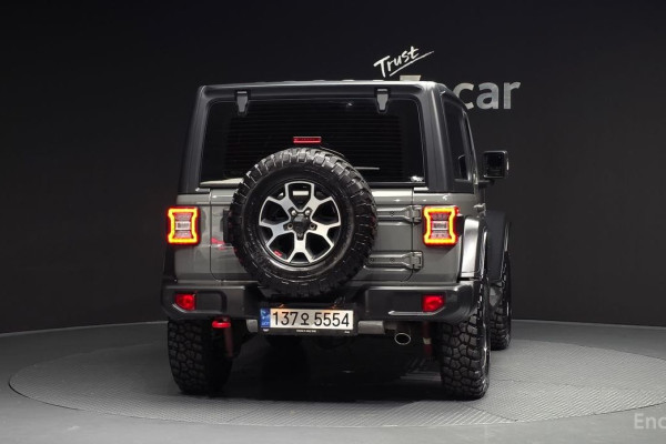 2023 Jeep Wrangler с пробегом 6 356 км