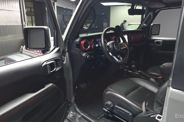 2023 Jeep Wrangler с пробегом 6 356 км