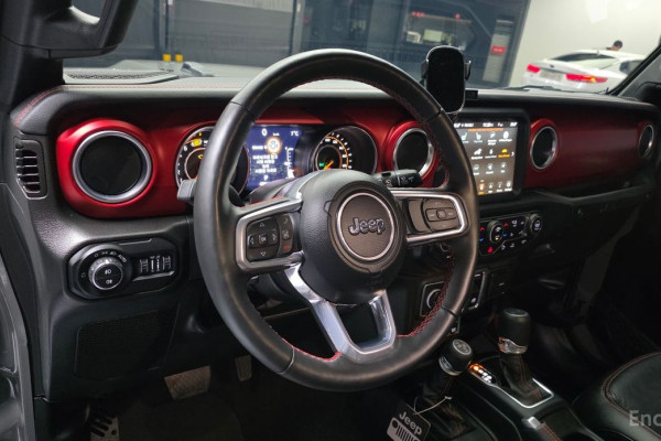 2023 Jeep Wrangler с пробегом 6 356 км