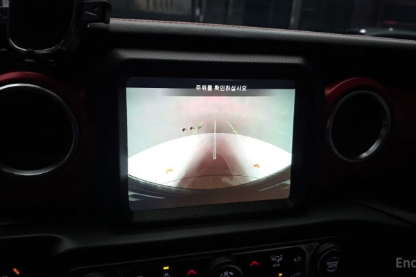 2023 Jeep Wrangler с пробегом 6 356 км