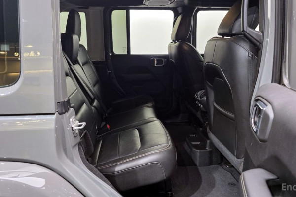 2023 Jeep Wrangler с пробегом 57 882 км