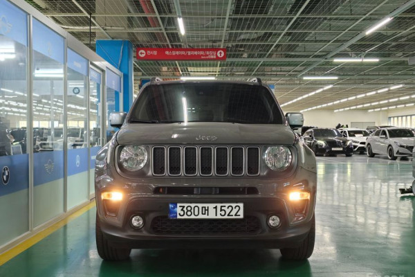 2022 Jeep Renegade с пробегом 7 089 км