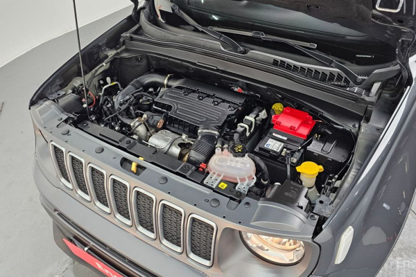 2022 Jeep Renegade с пробегом 24 862 км