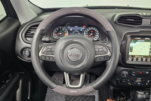 2022 Jeep Renegade с пробегом 24 862 км