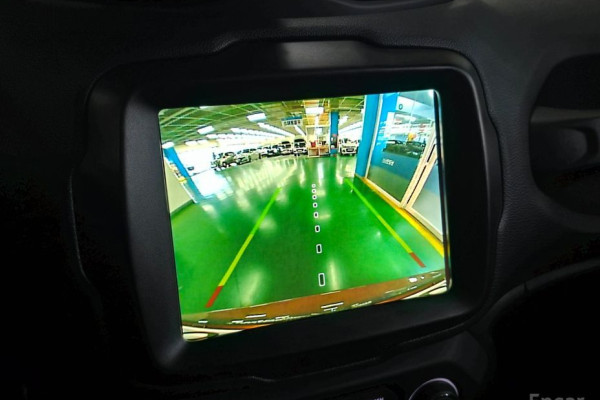 2022 Jeep Renegade с пробегом 7 089 км