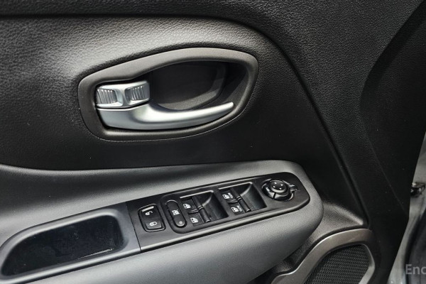 2022 Jeep Renegade с пробегом 52 289 км