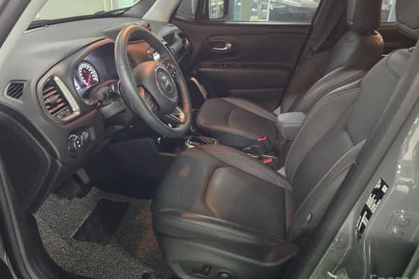 2022 Jeep Renegade с пробегом 7 089 км