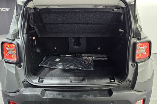 2022 Jeep Renegade с пробегом 52 289 км