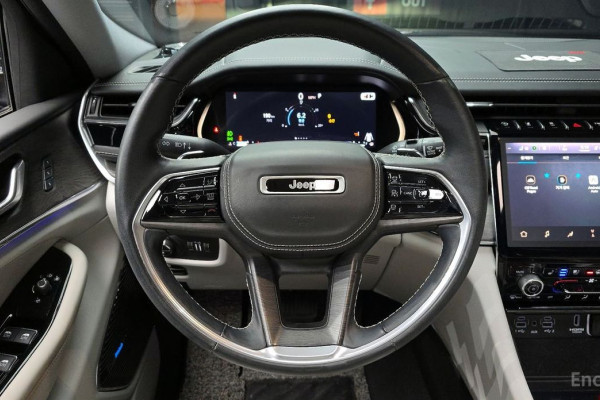 2022 Jeep Cherokee с пробегом 34 571 км