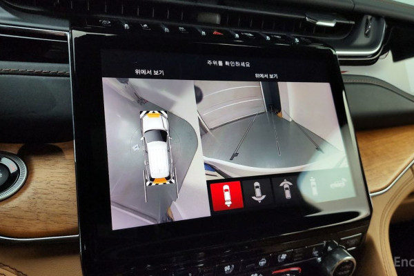 2022 Jeep Cherokee с пробегом 25 733 км