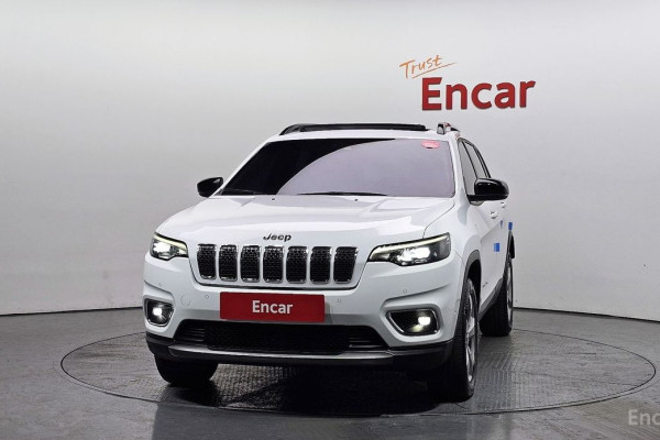 2022 Jeep Cherokee с пробегом 34 011 км