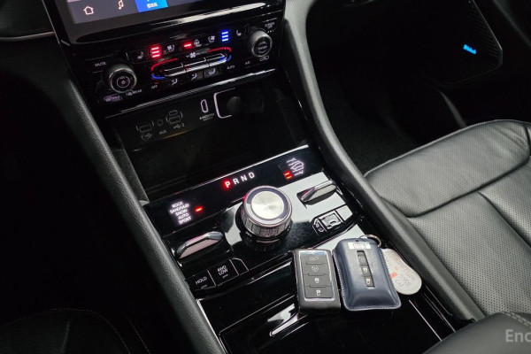 2022 Jeep Cherokee с пробегом 27 793 км