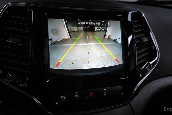 2022 Jeep Cherokee с пробегом 23 770 км