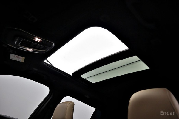 2023 Jeep Cherokee с пробегом 48 198 км