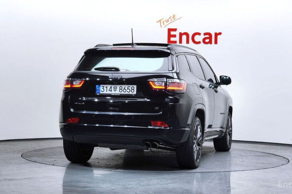 2022 Jeep Compass с пробегом 29 367 км