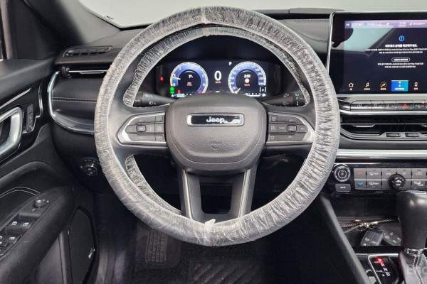 2022 Jeep Compass с пробегом 29 367 км