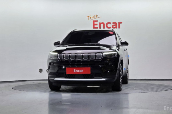 2022 Jeep Compass с пробегом 34 302 км