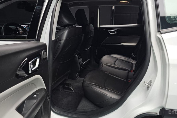 2022 Jeep Compass с пробегом 9 787 км