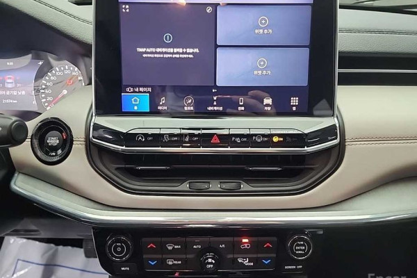 2022 Jeep Compass с пробегом 21 556 км