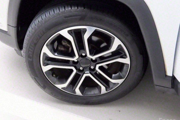 2022 Jeep Compass с пробегом 63 760 км