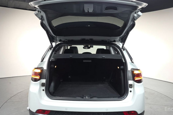 2022 Jeep Compass с пробегом 25 893 км