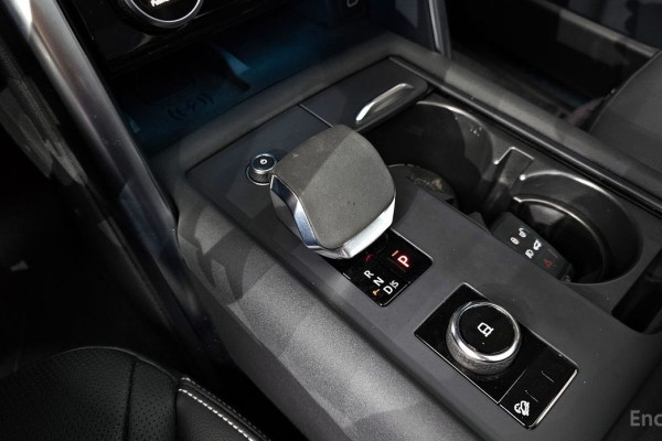 2023 Land Rover Discovery с пробегом 57 831 км