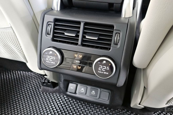 2023 Land Rover Discovery с пробегом 26 425 км