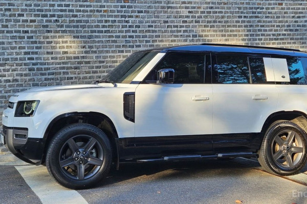 2022 Land Rover Defender с пробегом 39 300 км